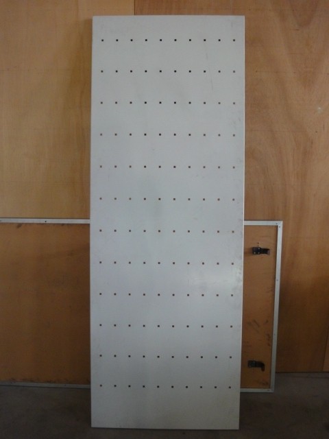 Hole display board
